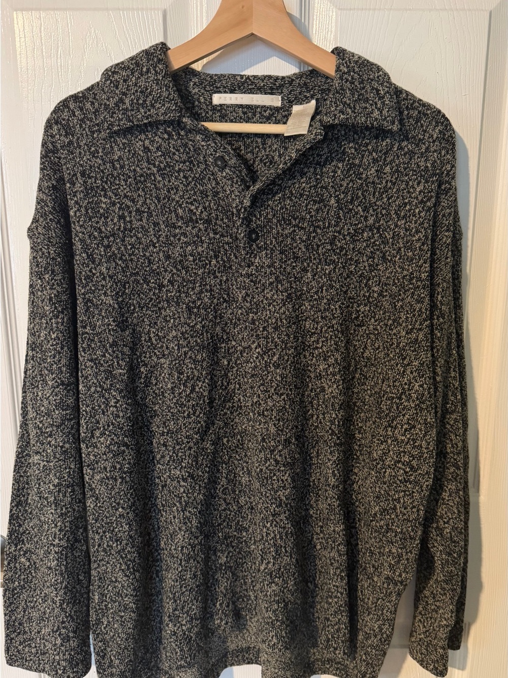Perry Ellis Black & Gray Marled Long Sleeve V-Neck Collared Sweater Large